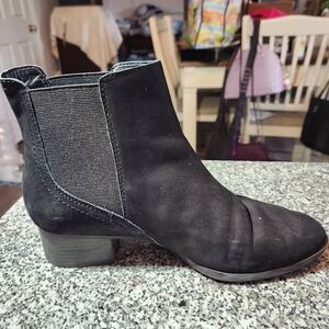 Alex Marie Black Suede Leather Pull On Ankle Boots Stretch Band Sides Size 7.5M